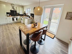 Photo 5- click for photo gallery